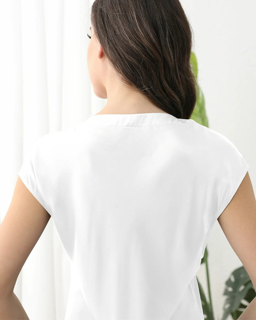 Durable & Easy Care: Machine-washable in cold water (gentle cycle with laundry mesh bag) for lasting freshness.#color_white