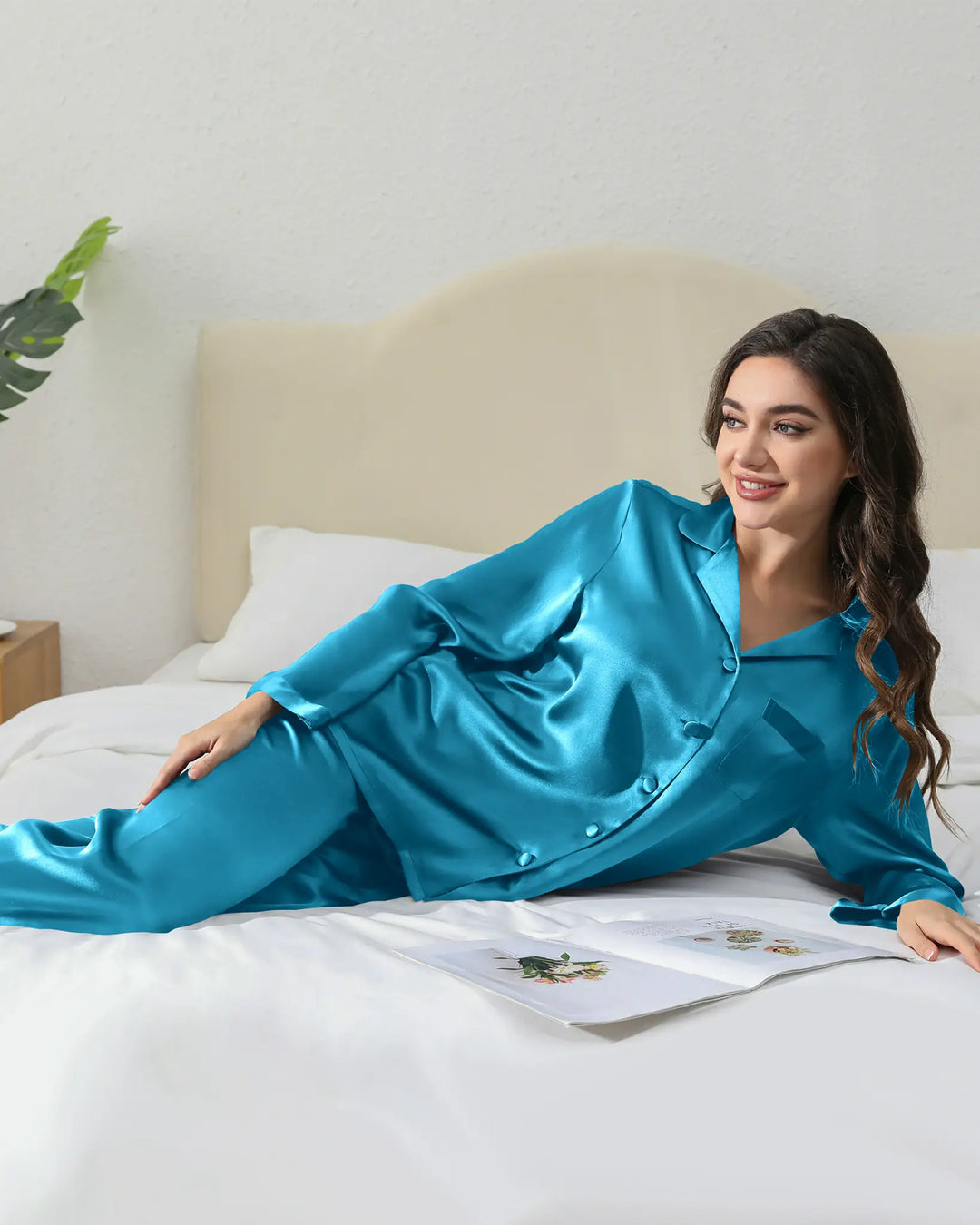 Women’s Silk Pajama Set, 16 Momme Mulberry Silk Sleepwear, V-Neck Notched Collar Loungewear, Adjustable Waist Silk Pajamas, Solid-Color Silk Nightwear.#color_peacock-blue.#color_peacock-blue