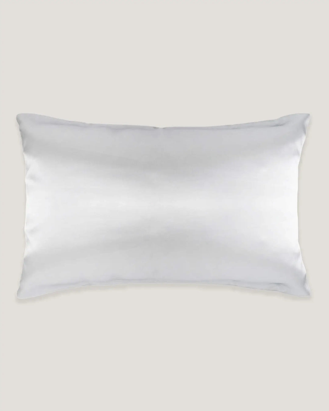 Silver mulberry silk pillowcase for kids with breathable and smooth 22 momme silk fabric