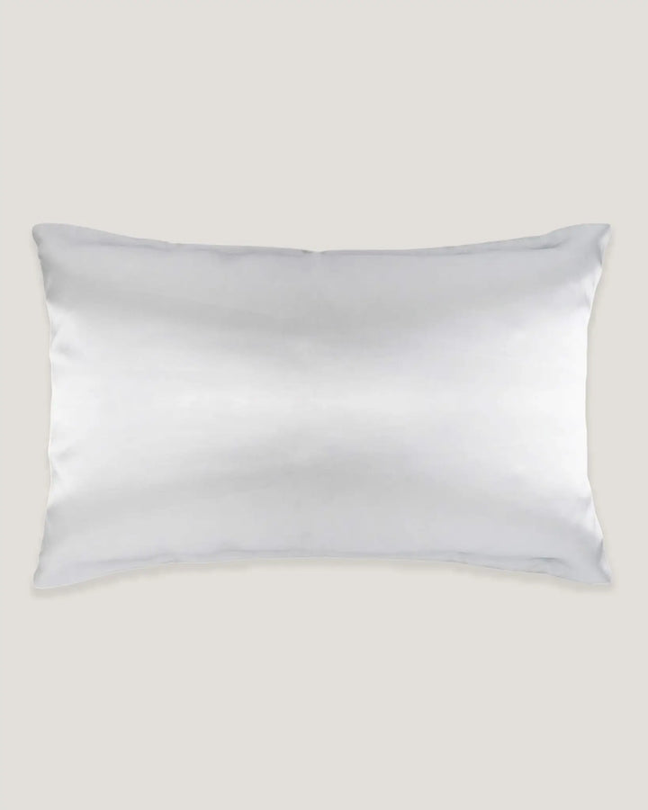 Silver mulberry silk pillowcase for kids with breathable and smooth 22 momme silk fabric